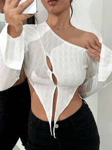 SHEIN Unity 不對稱領前鏤空短款T恤 - 白色 - 查看 3