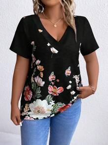Camiseta De Manga Corta Con Cuello En V Y Estampado Floral De Talla Grande - Negro - Ver 1