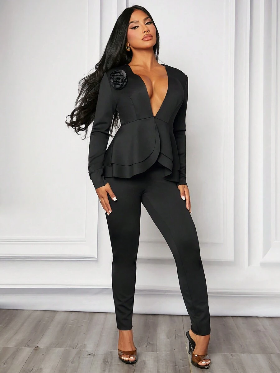 SHEIN SXY 鉤花領3d花朵裝飾上下搭配套裝,適合派對穿著 - 黑色 - 查看 1