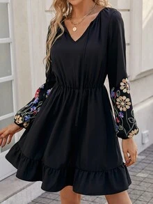 Chiquease Women's Black Floral Print Dress - Black - View 3