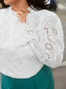 SHEIN Frenchy 大尺寸網刺繡女用褶邊襯衫 - 白色 - 查看 7