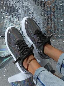 圣诞派对创意休闲运动鞋，独特的新年节日礼物，秋冬季多彩时尚黑色滑板鞋 - 黑色 - 查看 1