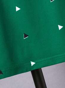 SHEIN Vacaura 十幾歲男孩幾何圖案對比色領短袖polo衫