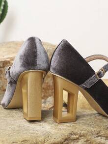 Ladies' Fashionable And Comfortable High-heeled Pumps - Grey - View 5