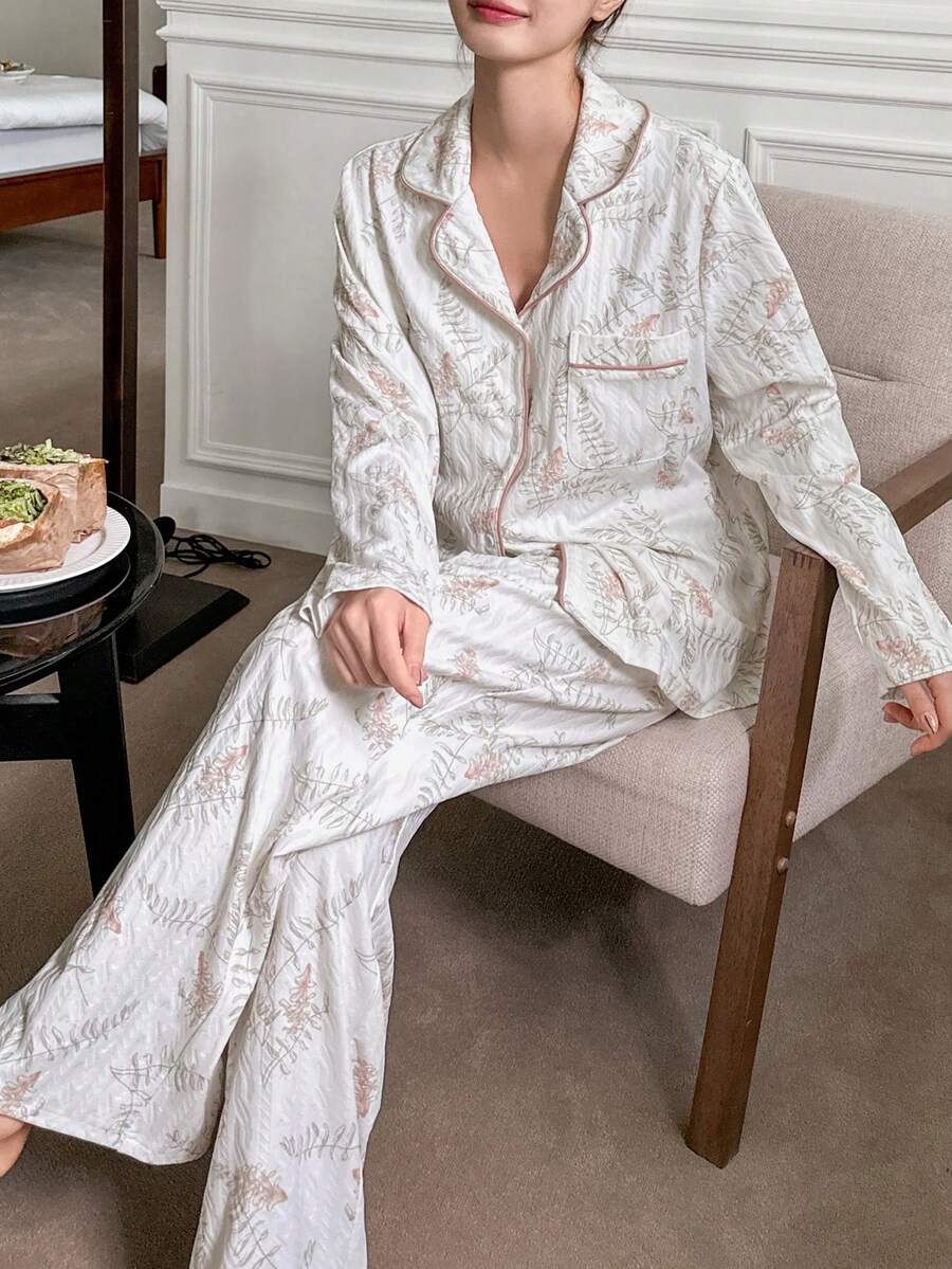 DAZY Quý cô Giường đôi In Thực vật Mẫu & Viền tương phản Đồ ngủ Bộ - Màu be - Xem 1