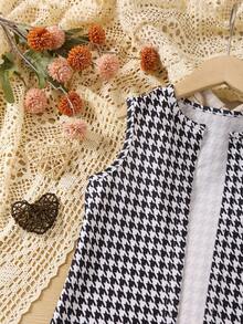 SHEIN 幼兒女童毛茸細節猎齿無袖背心外套 - 黑色 - 查看 6