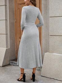 SHEIN Clasi Solid Twist Front Tee & Skirt - Grey - View 2