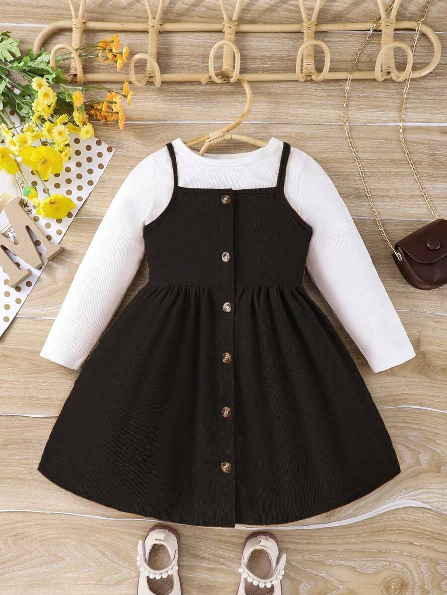 SHEIN 2入組女童休閒肋紋圓領長袖上衣和灯芯絨釦子吊帶裙,冬季套裝 - 黑色 - 查看 1