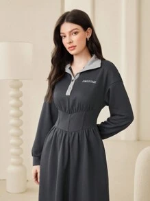 Seusyu 女士字母刺繡拼接有領高腰連衣裙 - 彩色 - 查看 2