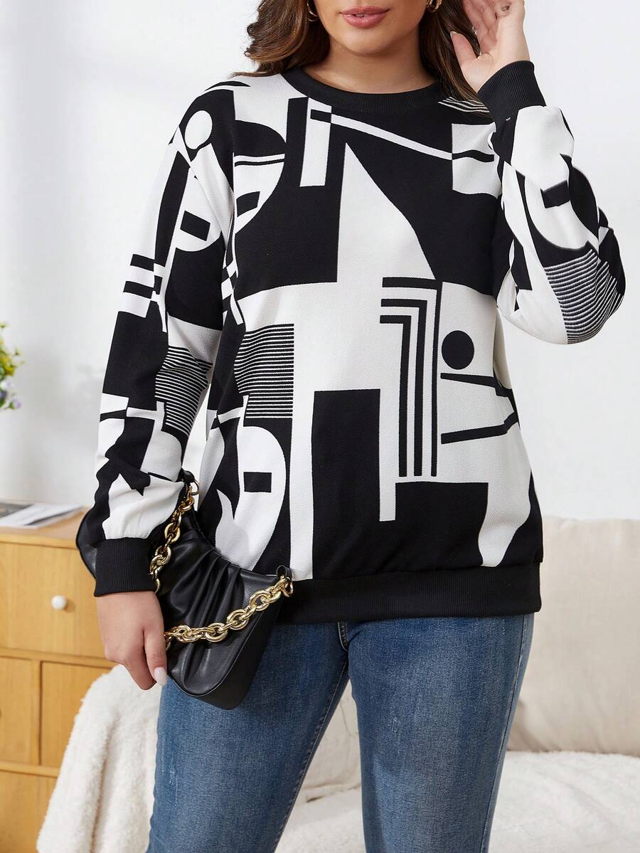 SHEIN Franclia 大码全印花宽松运动衫 - 黑色 - 查看 1