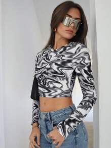 SHEIN Essnce Camiseta crop con estampado de mármol - Blanco y Negro - Ver 4