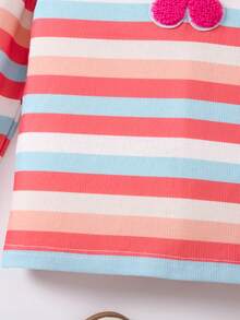 SHEIN 女童秋冬時尚條紋長袖t恤+花卉打底襯衫,舒適保暖