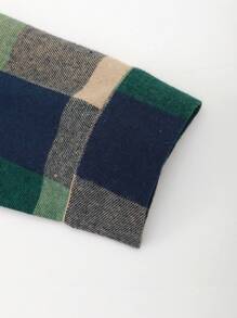 Manfinity Roghcode 男士連帽抽繩格紋長袖襯衫 - 軍綠色 - 查看 4