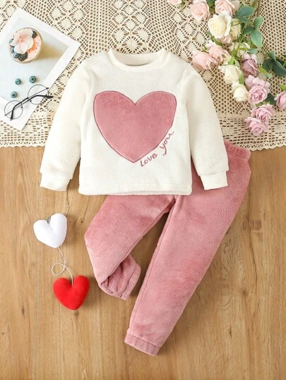 女童心形和字母刺繡法蘭絨睡衣套裝