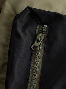 SHEIN Tween Boy Embroidery Letter Pattern Two Tone Hooded Thermal Lined Coat - Army Green - View 4