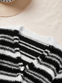 Soleia Striped Pattern Button Front Crop Cardigan - Multicolor - View 5