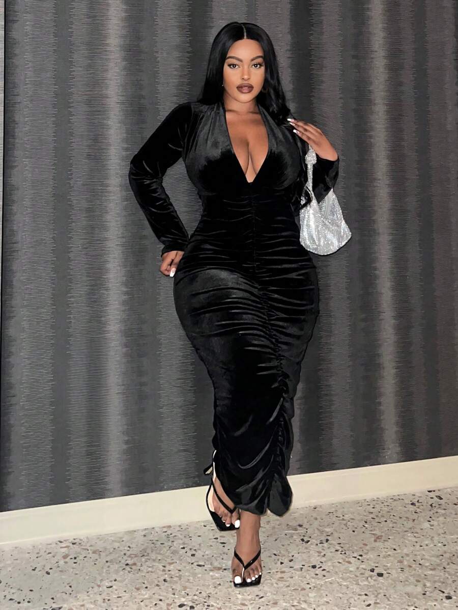 Slaydiva 冬季加大深 V 领褶皱紧身连衣裙