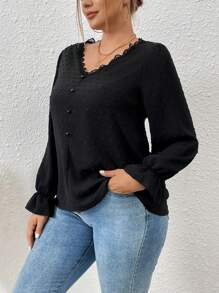 SHEIN Franclia Plus Swiss Dot Guipure Lace Trim Flounce Sleeve Blouse - Black - View 4