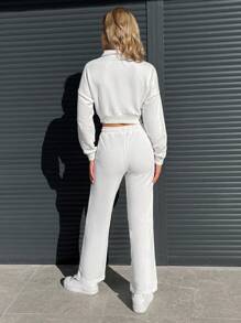 EURMUSE Half Zip Drop Shoulder Crop Sweatshirt & Sweatpants