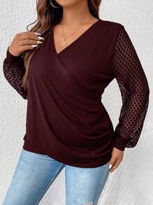 SHEIN Frenchy تي شيرت T-شيرت ضيافي أنثوي موحد اللون بتصميم رباط وأكمام بأسلوب بيشوب مقاسات كبيرة - عنابي اللون - مشاهدة 3