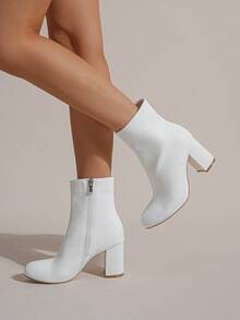 女式圆头粗跟中筒靴，百搭休闲踝靴，适合春秋冬季