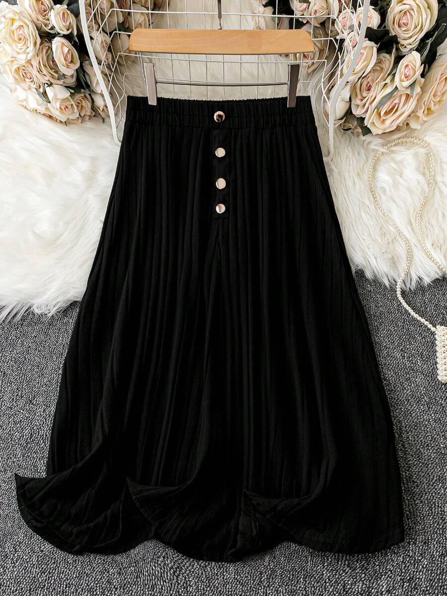SHEIN Clasi Solid Color Pleated Buttoned Skirt - Black - View 1
