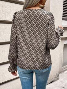 SHEIN Frenchy In Toàn bộ Đồ trang trí Lace hoa văn tay áo lá sen Áo sơ mi - Màu Khaki - Xem 2