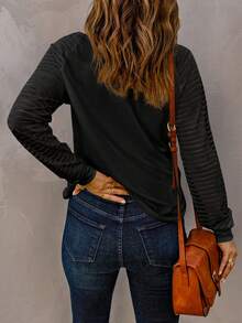 CILKOO Contrast Mesh Raglan Sleeve Tee - Black - View 2