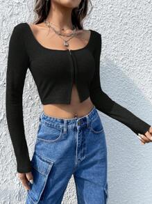 SHEIN EZwear Atuendos de verano con camiseta cortada con cuello redondo y cierre de gancho y ojo - Negro - Ver 7