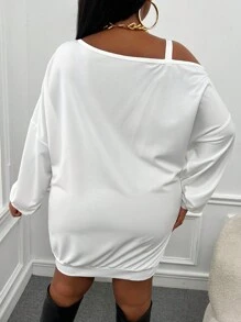 Slaydiva 大碼人物和字母圖案不對稱領落肩袖衛衣洋裝