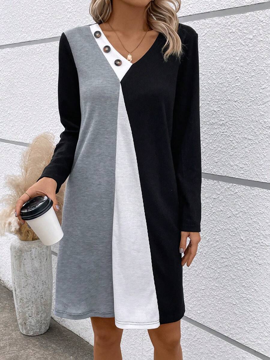 SHEIN LUNE 女性撞色鈕扣裝飾的洋裝 - 彩色 - 查看 1