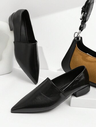 Black Pointed Toe Fashionable All-match Women's Flats