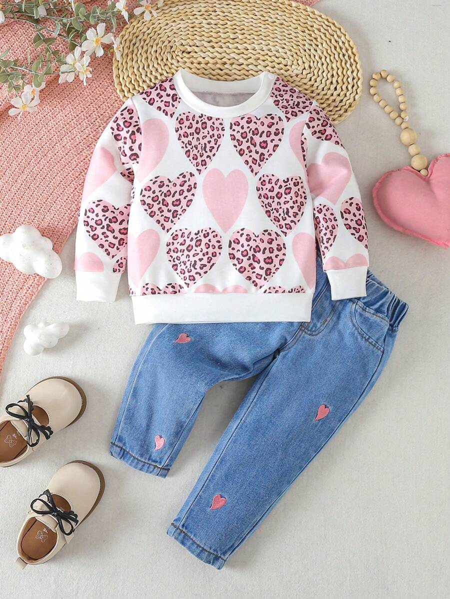 SHEIN Vintaside Kids Baby Girls' Heart & Leopard Print Sweatshirt And Jeans Set - Medium Wash - View 1