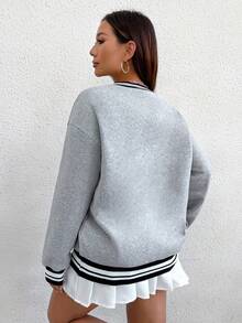 SHEIN Unity 英文字母刺繡,色塊拼接,圓領肋紋,下垂肩長袖衛衣 - 淺灰色 - 查看 2