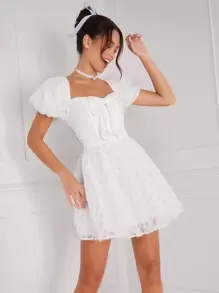 Enchnt 蝴蝶結裝飾泡泡袖a字裙,甜美心型領線 - 白色 - 查看 1
