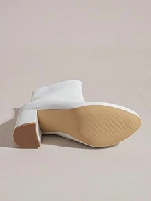 女式圆头粗跟中筒靴，百搭休闲踝靴，适合春秋冬季