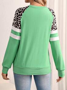 SHEIN Maternity Leopard Pattern Raglan Sleeve Striped Pullover Sweatshirt, For Winter