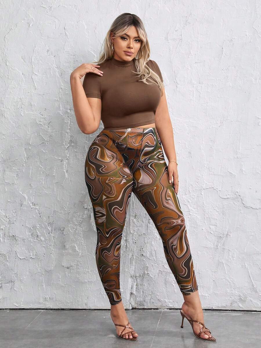 SHEIN SXY 大碼小高領T恤和滿版印花緊身打底褲 - 棕色 - 查看 1