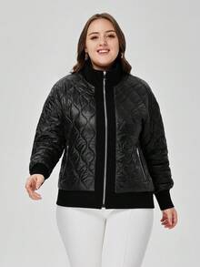 Astrid Áo khoác đệm cỡ lớn có túi chéo, vải tương phản và khóa kéo - màu đen - Xem 1