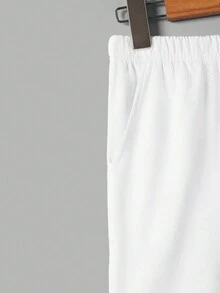 RueChic Boys Pattern Tee With Shorts Two Piece Set - أبيض - مشاهدة 3