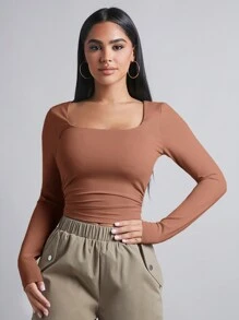 SHEIN PETITE 圆领侧边褶皱T恤 - 鏽棕色 - 查看 4