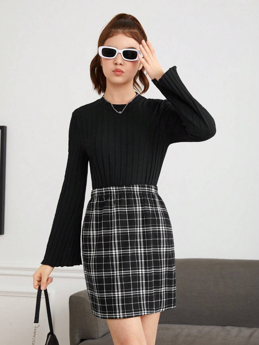 少女荷葉袖t恤和格紋裙子的兩件套裝 - 黑色 - 查看 1