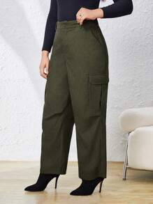 SHEIN Essnce Plus Size Side Pocket Cargo Pants - Dark Green - View 6