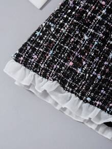 SHEIN Privé 格子圖案繫帶領口鈕扣前褶邊飾邊 2 合 1 洋裝 - 黑與白 - 查看 7