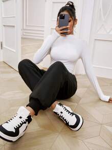 Chiquease Solid Thermal Lined Elastic Waist Sweatpants - Black - View 4