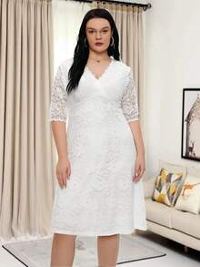 Plus Size Women's Lace Dress - White - View 3