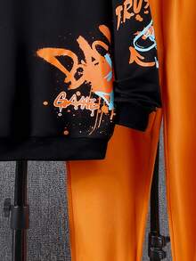 SHEIN 青少年男孩標語圖案落肩袖連帽衫和運動褲 - 彩色 - 查看 4