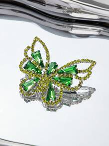 SHEIN SXY 1對鑲滿鑽石的蝴蝶形耳環