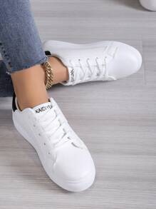 Của phụ nữ Trắng Phong cách Anh quốc Lace-up Giày thể thao , Chóp giầy tròn Giúp đỡ thấp Bằng phẳng Ván trượt Giày thể thao , Đúng mốt Thoáng khí Chống trơn trượt Giải trí Giày dép Đối với Sinh viên - trắng - Xem 5