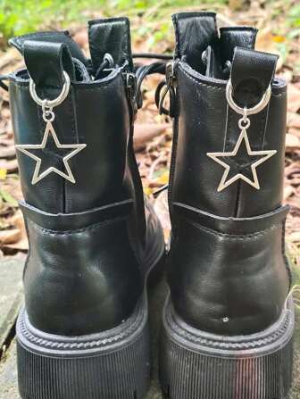 Goth 1 Paio Di Decorazioni A Forma Di Stella Per Scarpe